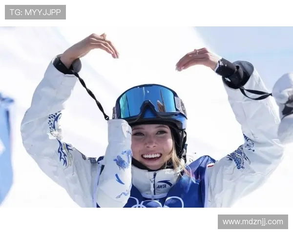 谷爱凌亮相旧金山春节大游行 担任荣誉总指挥